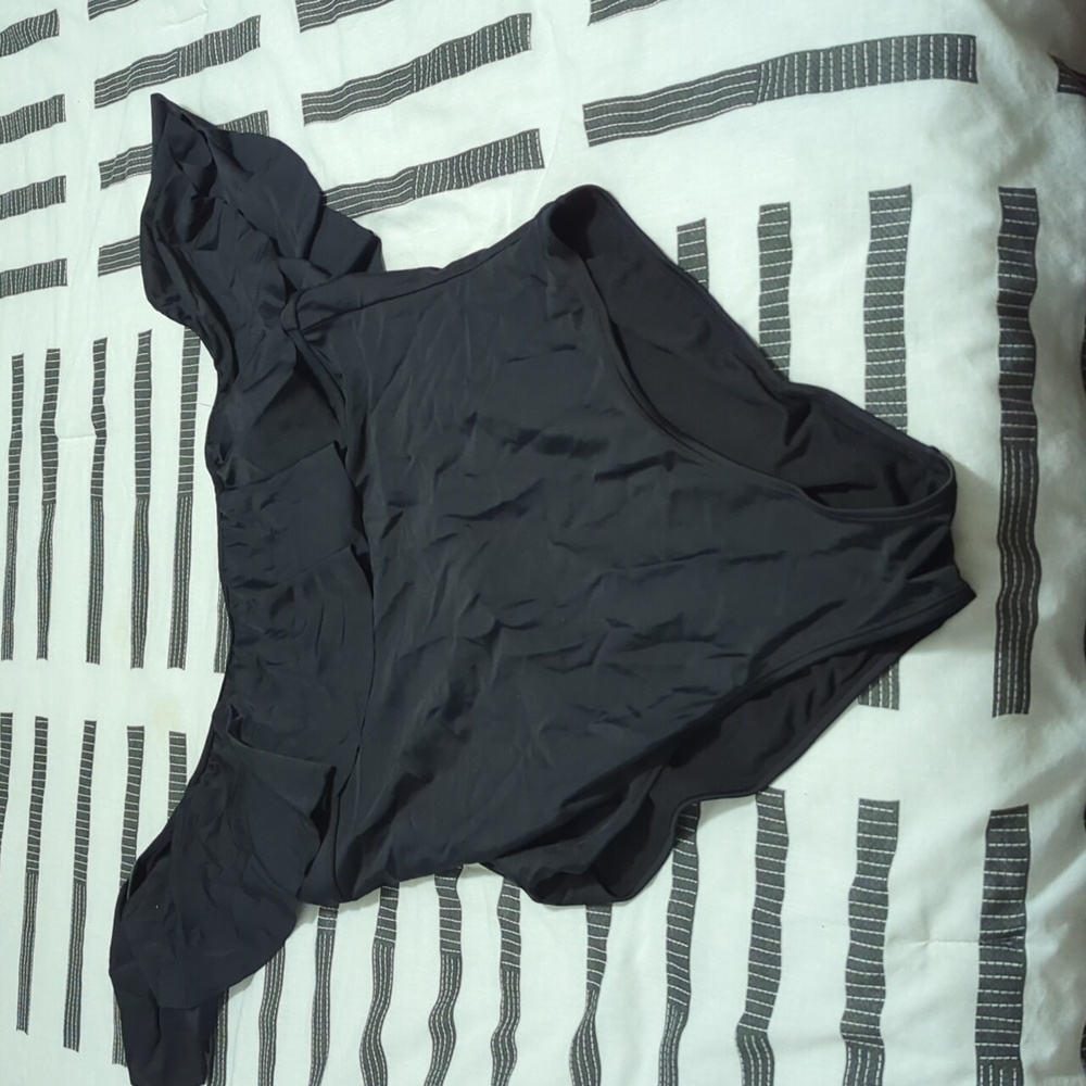 Old Name ruffle top swimsuit